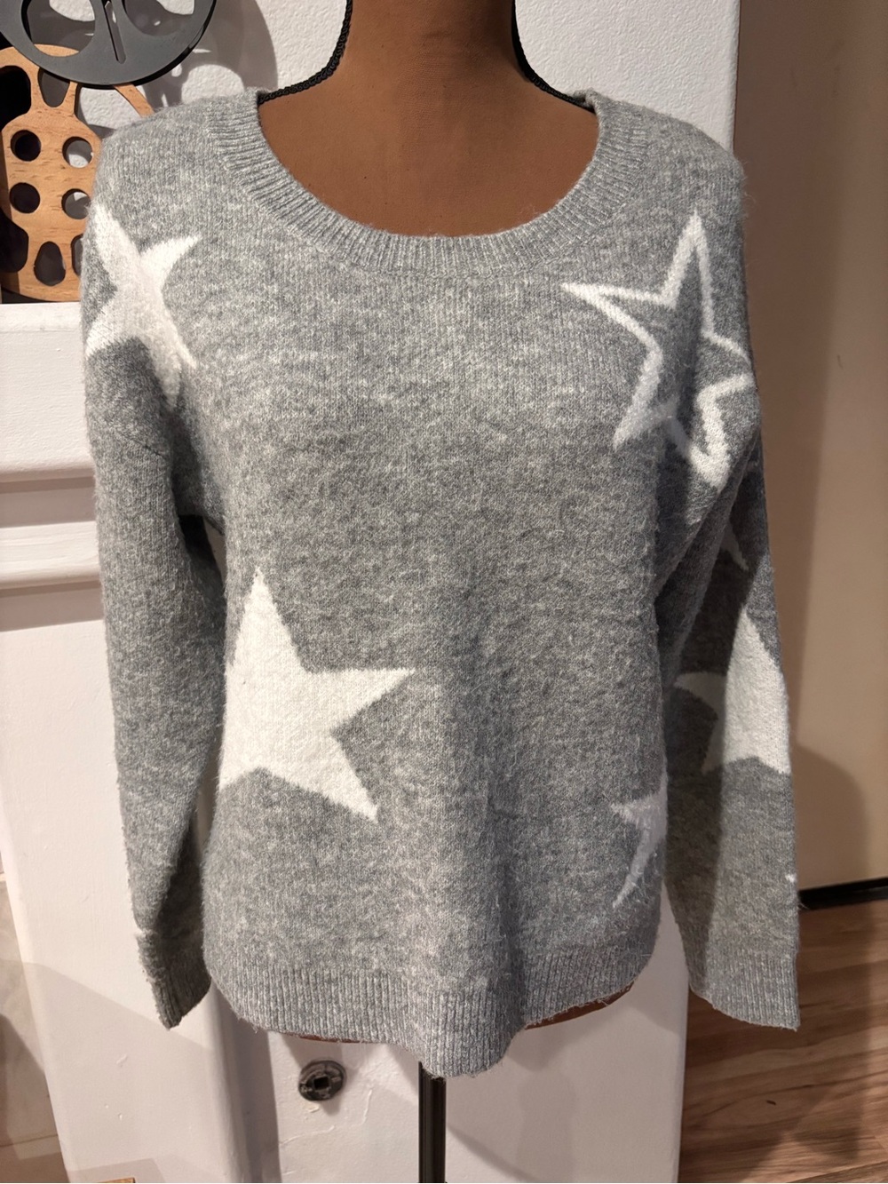 Boutique brand Miracle gray sweater with white stars SZ S/M Good Condition.